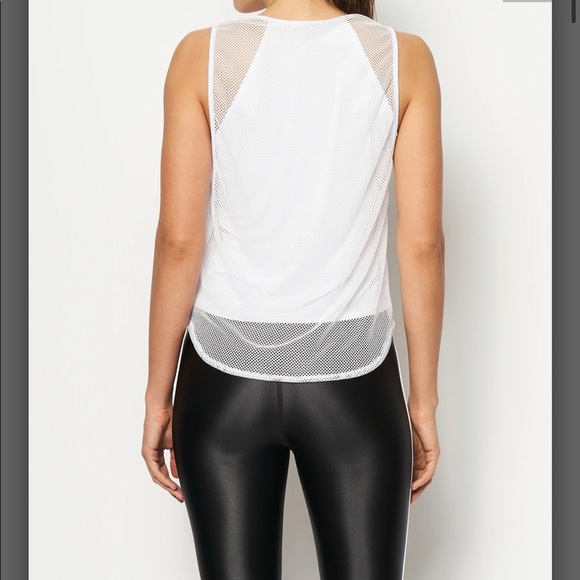 $78 Heroine Sport Layered Tank White in Small Carbon38 - Picture 2 of 10